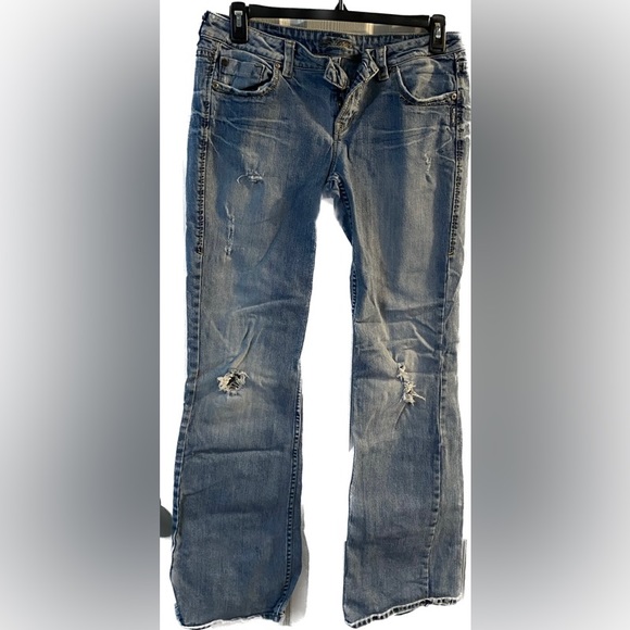 Silver Lola Boot Cut Distressed Womens Jeans Size 31 - Picture 1 of 9